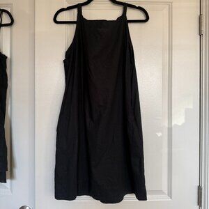 GAP Black Sleeveless Swing Dress with Pockets Size Large